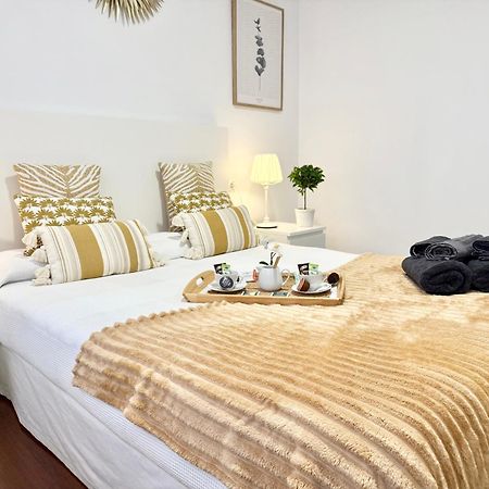 Castro Holidays - Centrico Piscina Urbanizacion Garaje Gratis กาสโตร-อูร์เดียเลส ภายนอก รูปภาพ