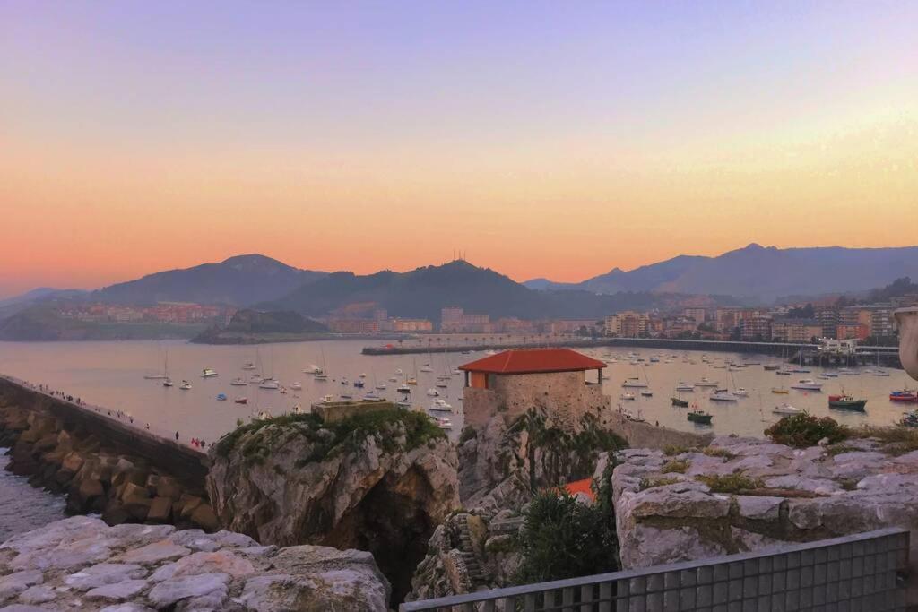 Castro Holidays - Centrico Piscina Urbanizacion Garaje Gratis กาสโตร-อูร์เดียเลส ภายนอก รูปภาพ