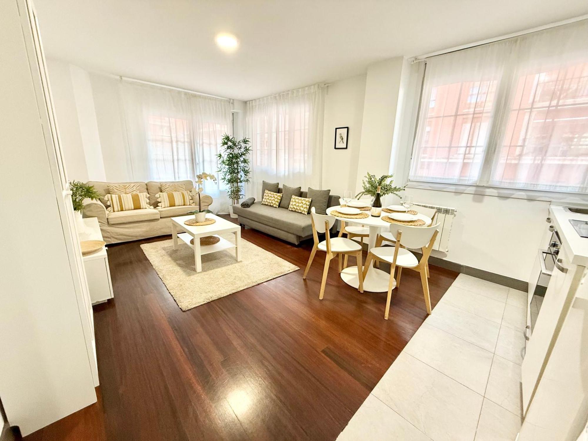 Castro Holidays - Centrico Piscina Urbanizacion Garaje Gratis กาสโตร-อูร์เดียเลส ภายนอก รูปภาพ