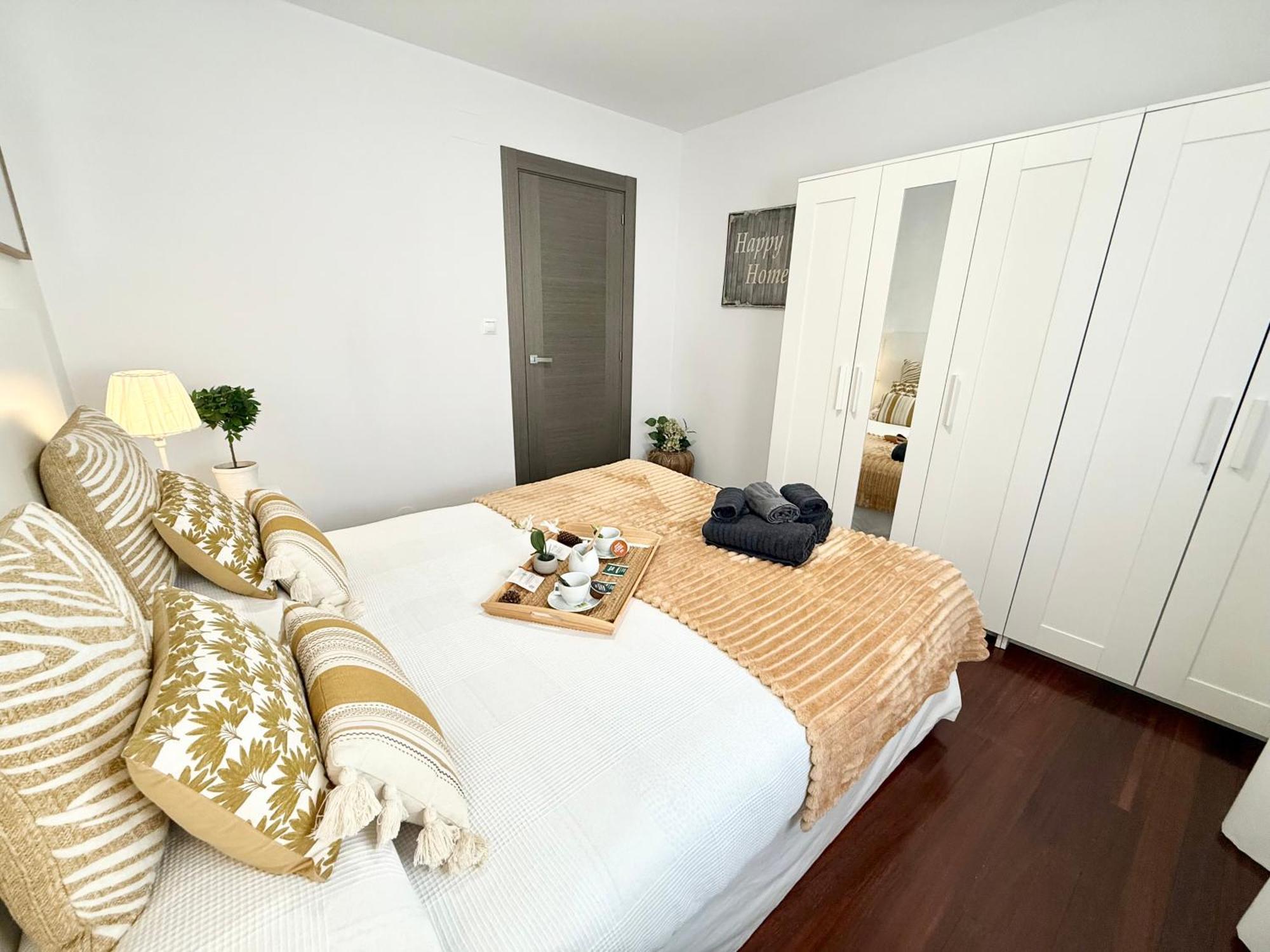 Castro Holidays - Centrico Piscina Urbanizacion Garaje Gratis กาสโตร-อูร์เดียเลส ภายนอก รูปภาพ
